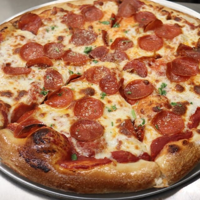 Pepperoni Pizza (16).