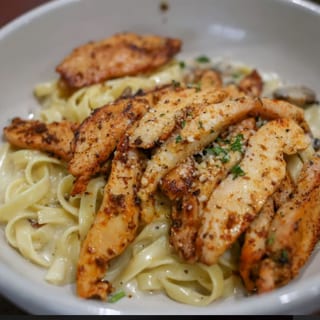 Large Blackened Chicken Pasta Pan 30-35 People